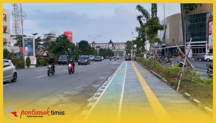Arus lalulintas di Jalan Ahmad Yani Pontianak segera dialihkan pada pelaksanaan Pesta Rakyat 1 Juli 2023