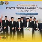 Nasarudin Umar bersama rombongan amirulhaj Indonesia yag bertolak ke Arab Saudi.
