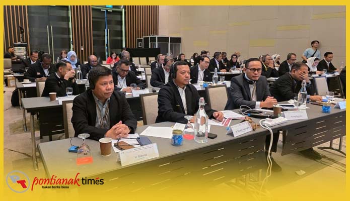 Bupati Sambas H Satono duduk di deretan depan mengikuti pelatihan khusus Lemhanas dan Kemendagri.