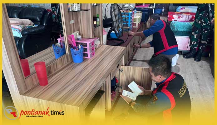 Tim Kejati (Kejaksaan Tinggi) Kalimantan Barat melakukan penggeledahan di empat lokasi di Kabupaten Sintang, Kamis (20/11/2025).