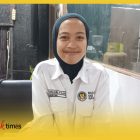 Nafila Rusliana (23), penyandang disabilitas yang bekerja sebagai Akuntan di SPPG 5 Arang Limbung Kabupaten Kuburaya.