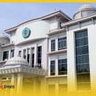 Gedung utama Politekik Negeri Pontianak (Polnep) di Jalan Ahmad Yani.