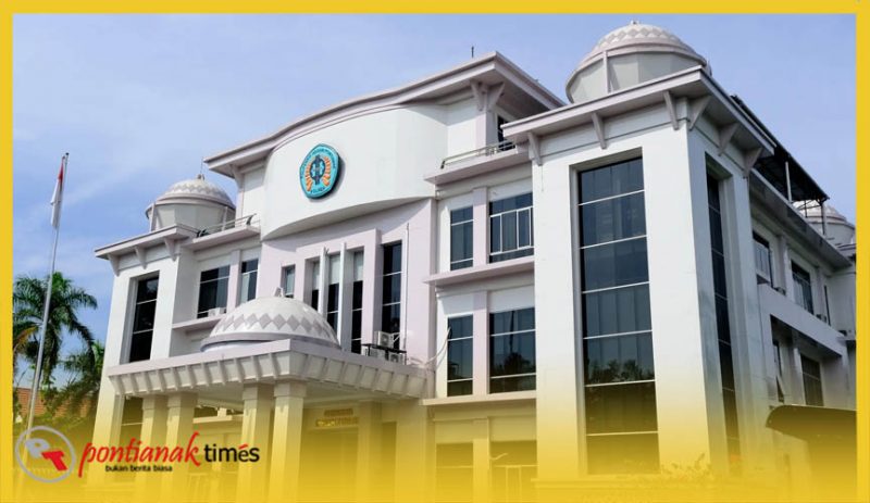 Gedung utama Politekik Negeri Pontianak (Polnep) di Jalan Ahmad Yani.