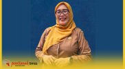 Kepala SMAN 1 Pontianak, Indang Maryati, S.Sos., M.Si