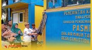 Bupati Sambas Satono meresmikan Pasminumas di Desa Samustida, Kecamatan Teluk Keramat, Jumat (22/5/2026).