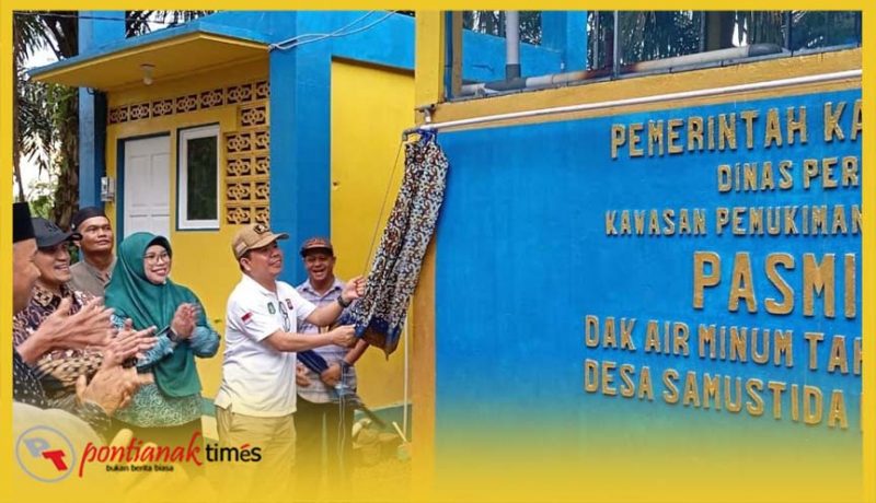 Bupati Sambas Satono meresmikan Pasminumas di Desa Samustida, Kecamatan Teluk Keramat, Jumat (22/5/2026).