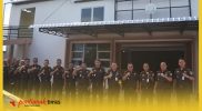 Kajati Kalbar Emilwan Ridwan, Kajari Pontianak Agus Eko Purnomo bersama personel adhyaksa di halaman Rupbasan di Tanjungraya II Pontianak.