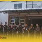Kajati Kalbar Emilwan Ridwan, Kajari Pontianak Agus Eko Purnomo bersama personel adhyaksa di halaman Rupbasan di Tanjungraya II Pontianak. 