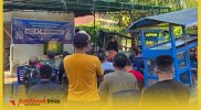 Ratusan warga memadati lokasi nobar Bola Gembira Kodim 1207 Pontianak.