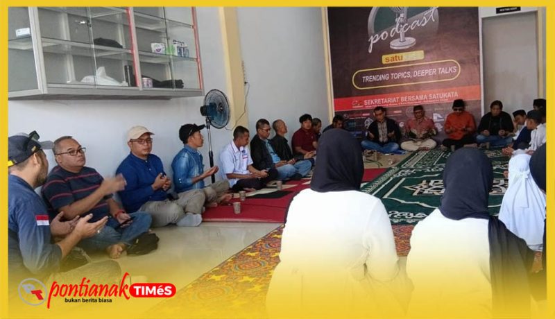 Grand Opening Podcast dan Sekber Satukata di Ruko Jalan Pak Benceng Nomor 3 Pontianak Kota.