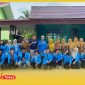 Mahasiswa Kuliah Kerja Lapangan (KKL) Institut Agama Islam Negeri (IAIN) Pontianak bersama aparat Pemdes Sungai Batang, Kecamatan Sungai Pinyuh, Kabupaten Mempawah.
