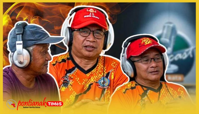 Edy Zulkarnain, Ketua Relawan Peduli Kemanusiaan (RPK) Kalimantan Barat bersama Herman dan Iwan Suryadi saat wawancara di Podcast Satukata.