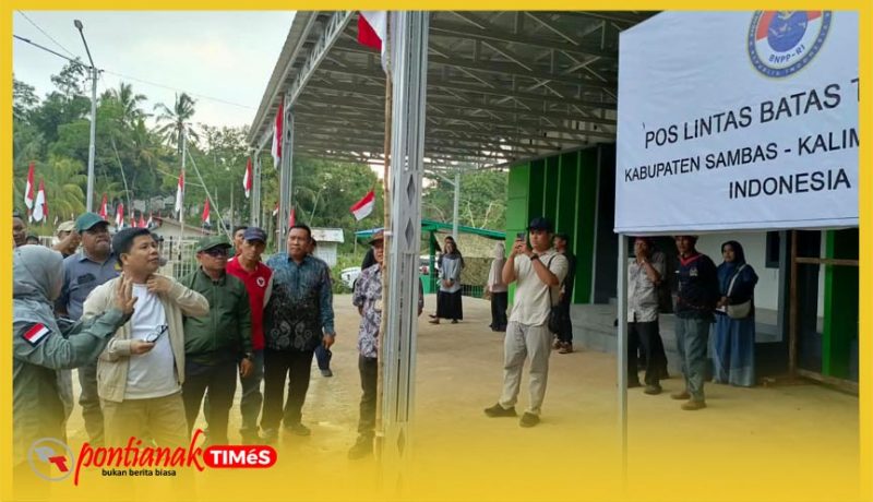 Bupati Sambas H. Satono meninjau kesiapan Desa Temajuk sebagai desa yang berbatasan langsung dengan Kampung Teluk Melano, Sarawak Malaysia, Sabtu (15/8/2026).