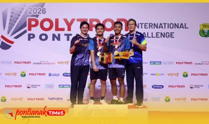Pasangan pebultangkis ganda putra, Wahyu Agung Prasetyo dan Pulung Ramadhan naik podium juara satu di evet PPIC 2026.